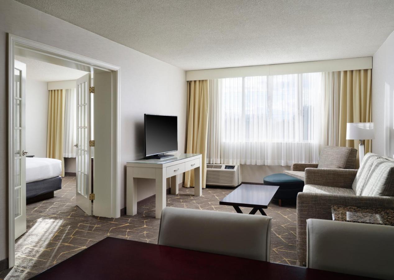 Holiday Inn & Suites Boston Peabody, An Ihg Hotel Dış mekan fotoğraf